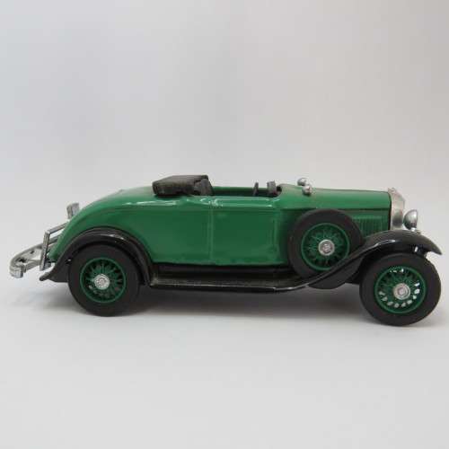 Eligor 1932 Ford die-cast model car - Top missing - Scale 1/43