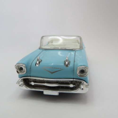 DelPrado 1957 Chevrolet Belair Convertible model car - Scale 1/43