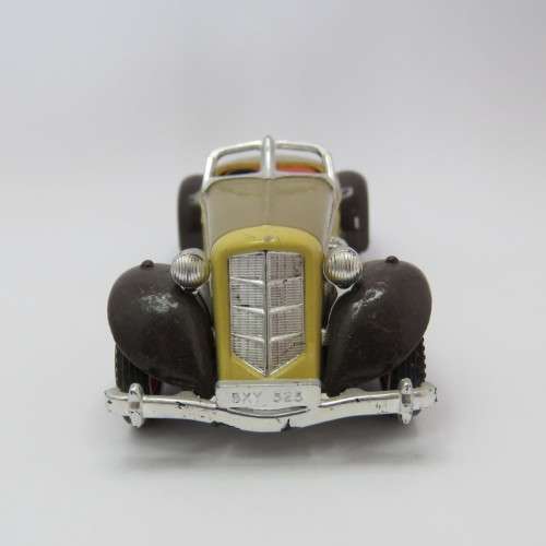 Matchbox 1935 Auburn 851 Supercharged Speedster die-cast model car - Y-19 Models of Yesteryear
