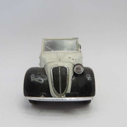 Brumm Fiat Convertible model car - Light missing - Scale 1/43