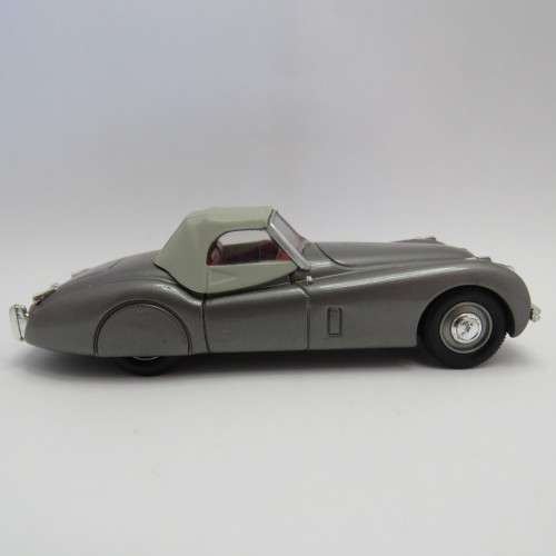 Corgi Classics Jaguar XK 120 die-cast model car - Head lamp missing - Mirror missing