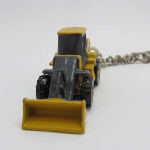 ERTL John Deere Front wheel loader keyring holder