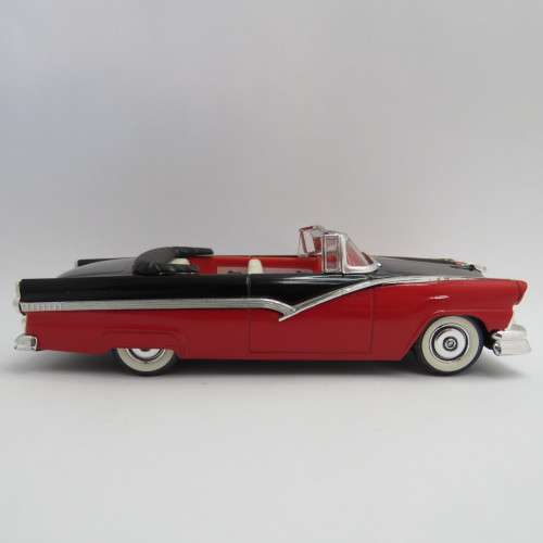 Vitesse Ford Fairlane convertible model car - Scale 1/43