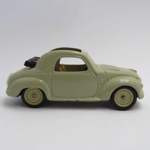 Brumm 1955 Fiat 500 C die-cast model car - Scale 1/43