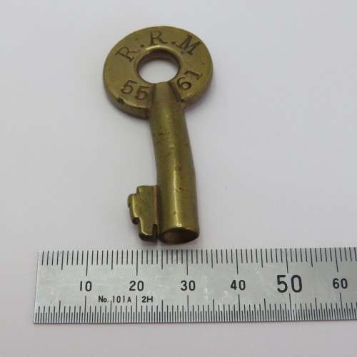 Rhodesia Railways Mashonaland #5561 Chubb London brass padlock key