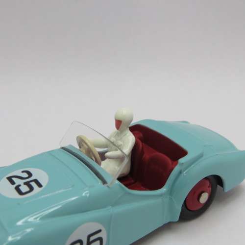 Dinky Toys Triumph TR2 Sports model car - DeAgostini