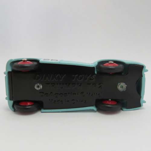 Dinky Toys Triumph TR2 Sports model car - DeAgostini