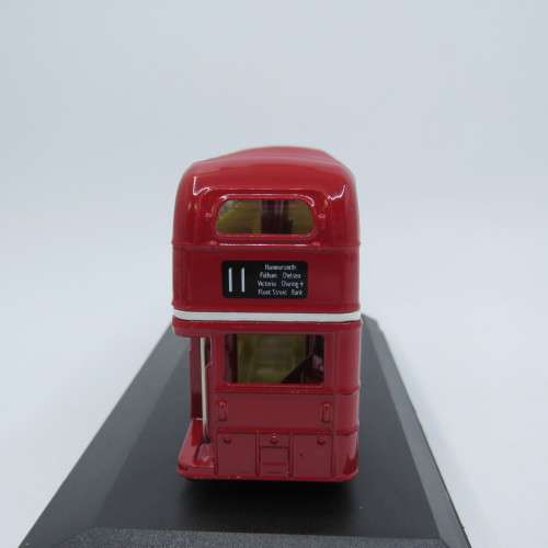Oxford London Bus `Typhoo` die-cast model in case