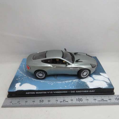 James Bond 007 Aston Martin V12 Vanquish model car - Die Another day