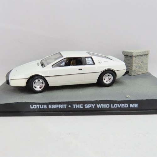 James Bond 007 Lotus Esprit model car - The Spy who loved me