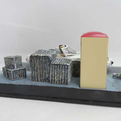 James Bond 007 Toyota 2000 GT model car - You only live twice