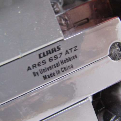 Claas Ales 657 ATZ die-cast tractor - Universal Hobbies - scale 1/32