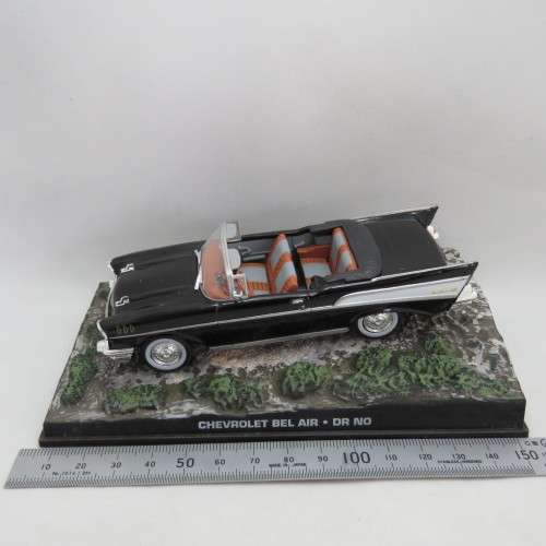 James Bond 007 Chevrolet Bel Air model car - Dr No