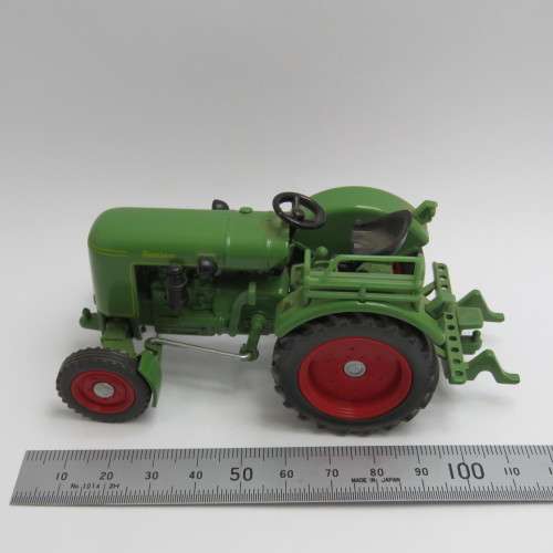 Siku #3464 Fendt Diesel Ross F28 die-cast tractor - Scale 1/32