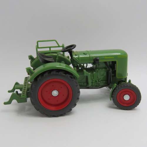 Siku #3464 Fendt Diesel Ross F28 die-cast tractor - Scale 1/32