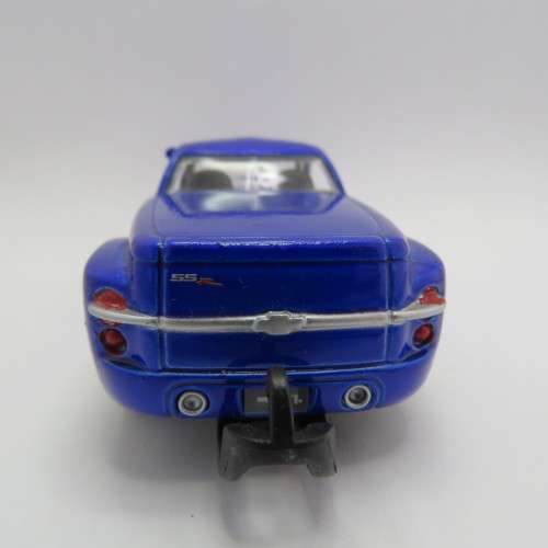 Maisto 2000 Chevrolet SSR Concept model car - Scale 1/36