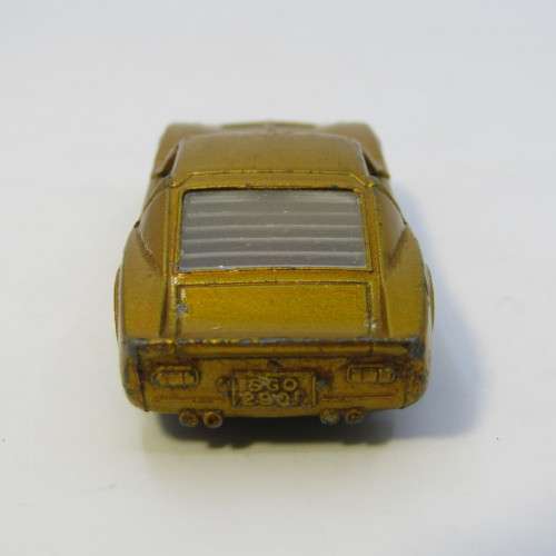 Matchbox Superfast #33 Lamborghini Miura toy car - opening doors