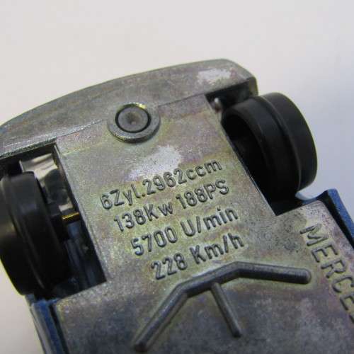 Siku Mercedes-Benzes 300 TE toy car - opening doors