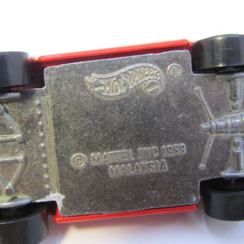 1989 Hot Wheels Porsche 930 Turbo toy car - Malaysia