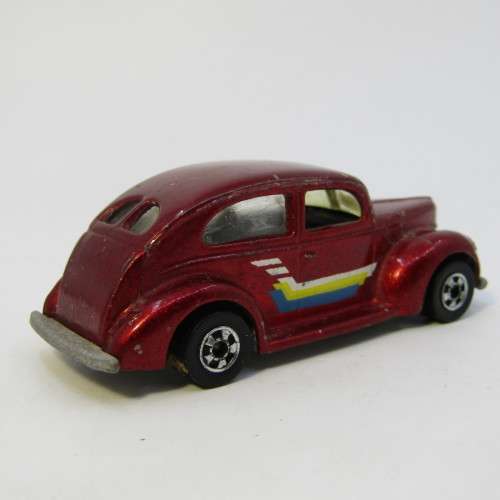 1940 Hot Wheels Ford toy car - 1982 Malaysia