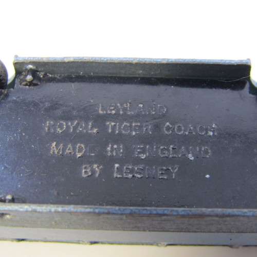 Matchbox #40 Leyland Royal Tiger Coach toy car - Lesney