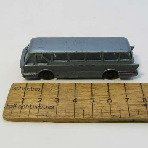 Matchbox #40 Leyland Royal Tiger Coach toy car - Lesney
