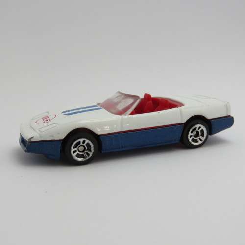 Maisto 1986 Chevrolet Corvette toy car