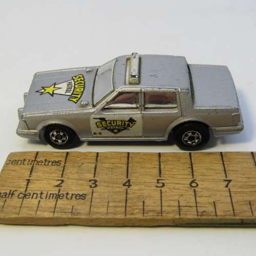 Hot Wheels Flip Cuts flip buster security patrol toy car - 1986 Hong Kong