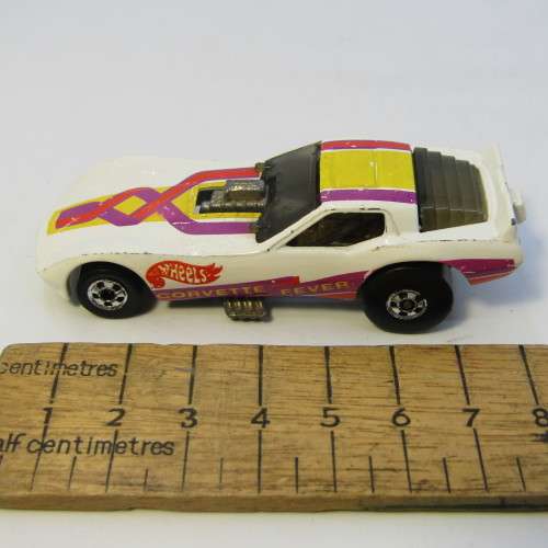 1983 Hot Wheels Drag Strippers Vetty Funny Corvette Fever dragster toy car - Malaysia