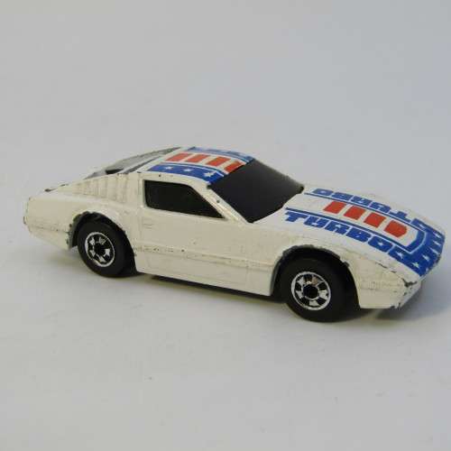 Hot Wheels Crack-ups Smak Bak toy car - rear door missing - Hong Kong