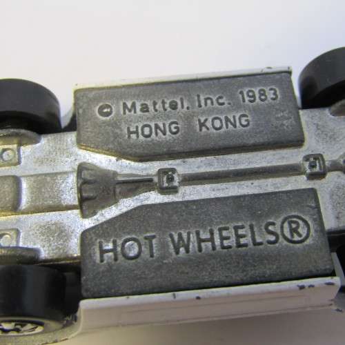 Hot Wheels Crack-ups Smak Bak toy car - rear door missing - Hong Kong