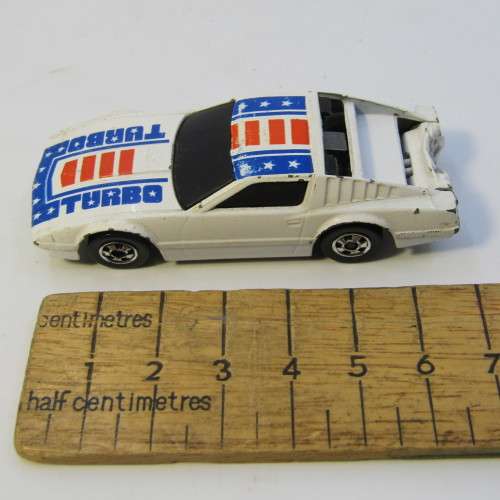 Hot Wheels Crack-ups Smak Bak toy car - rear door missing - Hong Kong