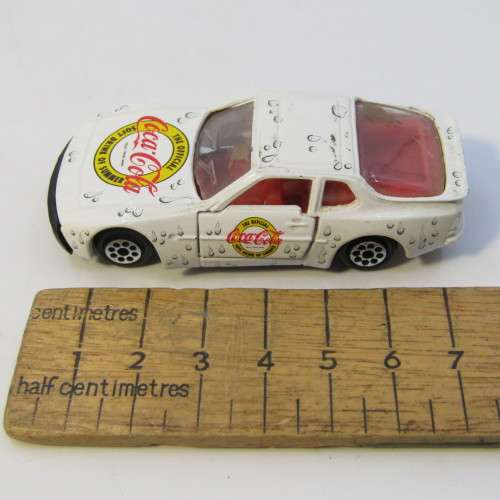 Road Champs Coca-Cola toy car - opening doors