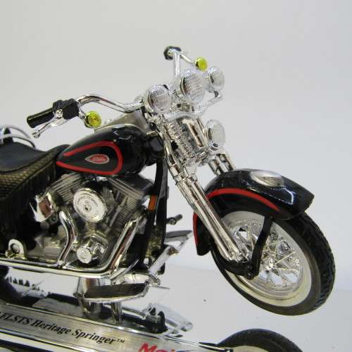 Maisto 1998 Harley Davidson FLSTS Heritage Springer model motorcycle in box - scale 1/18