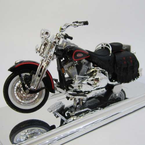 Maisto 1998 Harley Davidson FLSTS Heritage Springer model motorcycle in box - scale 1/18