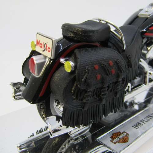 Maisto 1998 Harley Davidson FLSTS Heritage Springer model motorcycle in box - scale 1/18