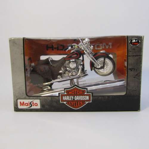 Maisto 1998 Harley Davidson FLSTS Heritage Springer model motorcycle in box - scale 1/18