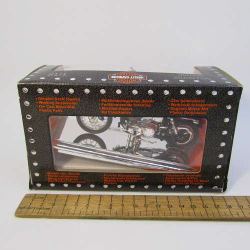 Maisto 2002 Harley Davidson FXDL Dyna Low Rider model motorcycle in box - scale 1/18