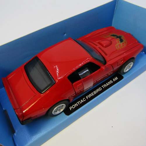NewRay CityCriuser Pontiac Firebird Trans Am model car in box - scale 1/32
