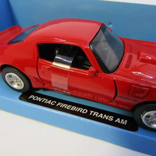 NewRay CityCriuser Pontiac Firebird Trans Am model car in box - scale 1/32
