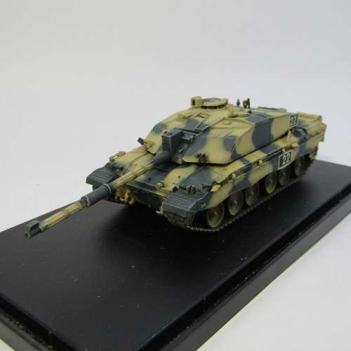 Royal Army Challenger II die-cast combat tank - DR 15 AA