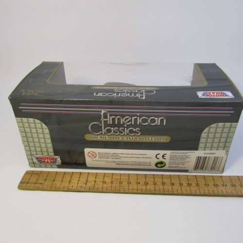 Motor Max 1934 Ford Coupe model car in box - scale 1/24