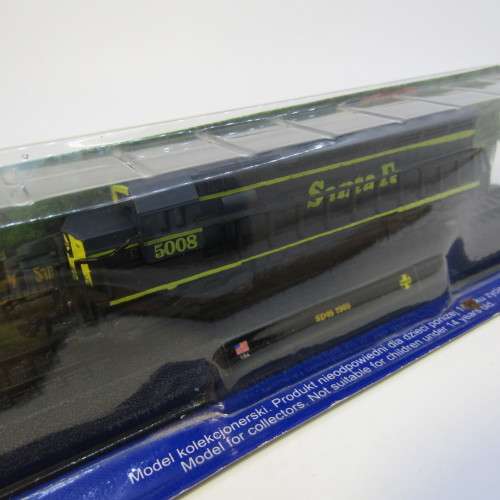 Amercom USA Santa Fe 1965 SA45 #5008 model train