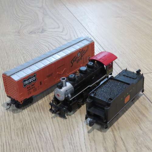 Bachmann Chattanooga HO-Scale train set - Some small pieces missing - Includes extra tracks