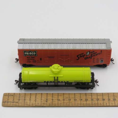Bachmann Chattanooga HO-Scale train set - Some small pieces missing - Includes extra tracks