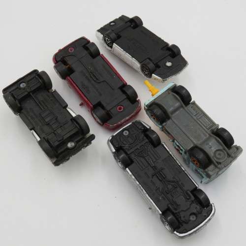 Lot of 17 toy cars - Well used