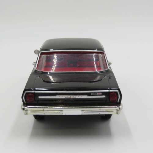 NewRay 1964 Chevy Nova SS model car - Scale 1/24 - Interior and trimmings repainted