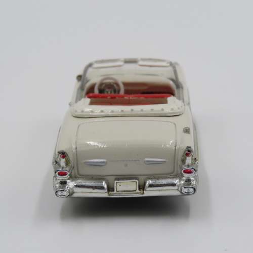 NewRay 1957 Pontiac Bonneville model car - Scale 1/43 - Repainted