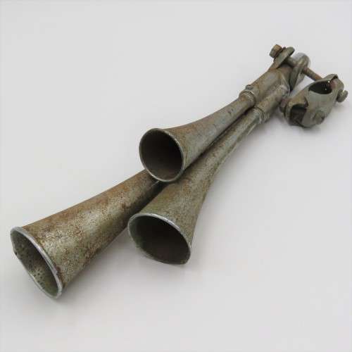 Vintage Triple Chrome car air horn - Rusted