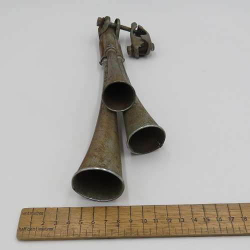 Vintage Triple Chrome car air horn - Rusted